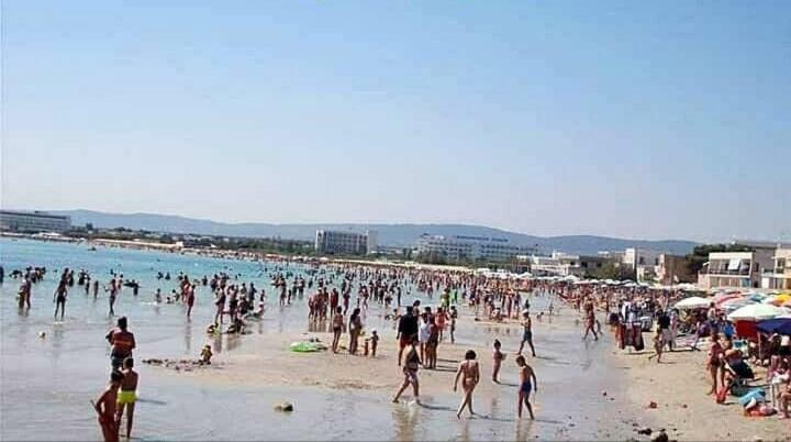 Blue Sea Apartment Torre Canne Esterno foto