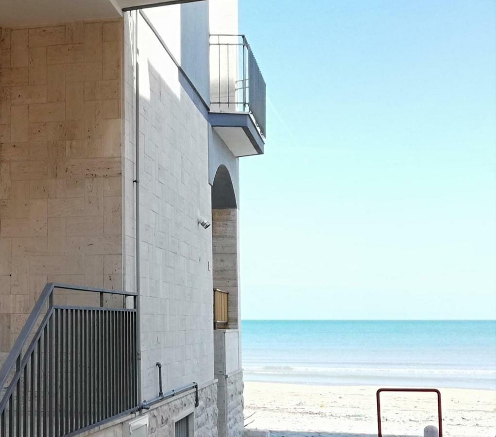 Blue Sea Apartment Torre Canne Esterno foto